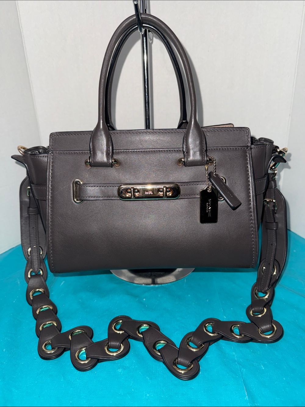 Coach Swagger 27 Glovetanned Leather Satchel